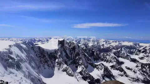 Восхождение на вершину Белуха Восточная через гребень Делоне - фото 1